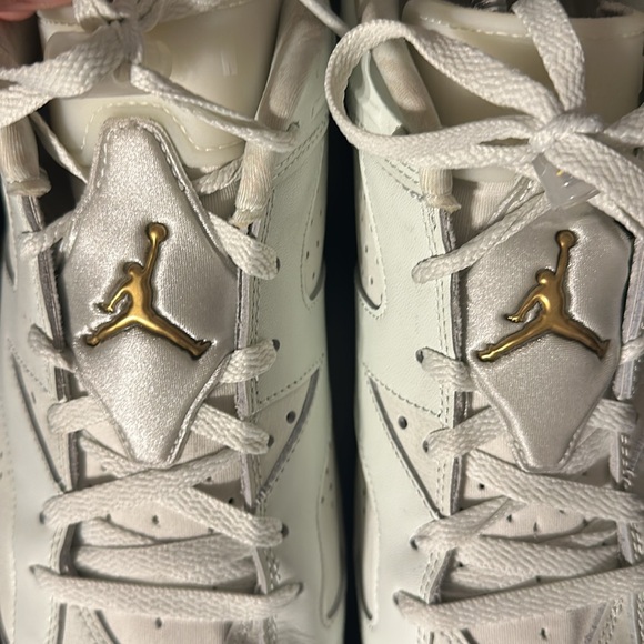 SOLD - Picture 7 of 14